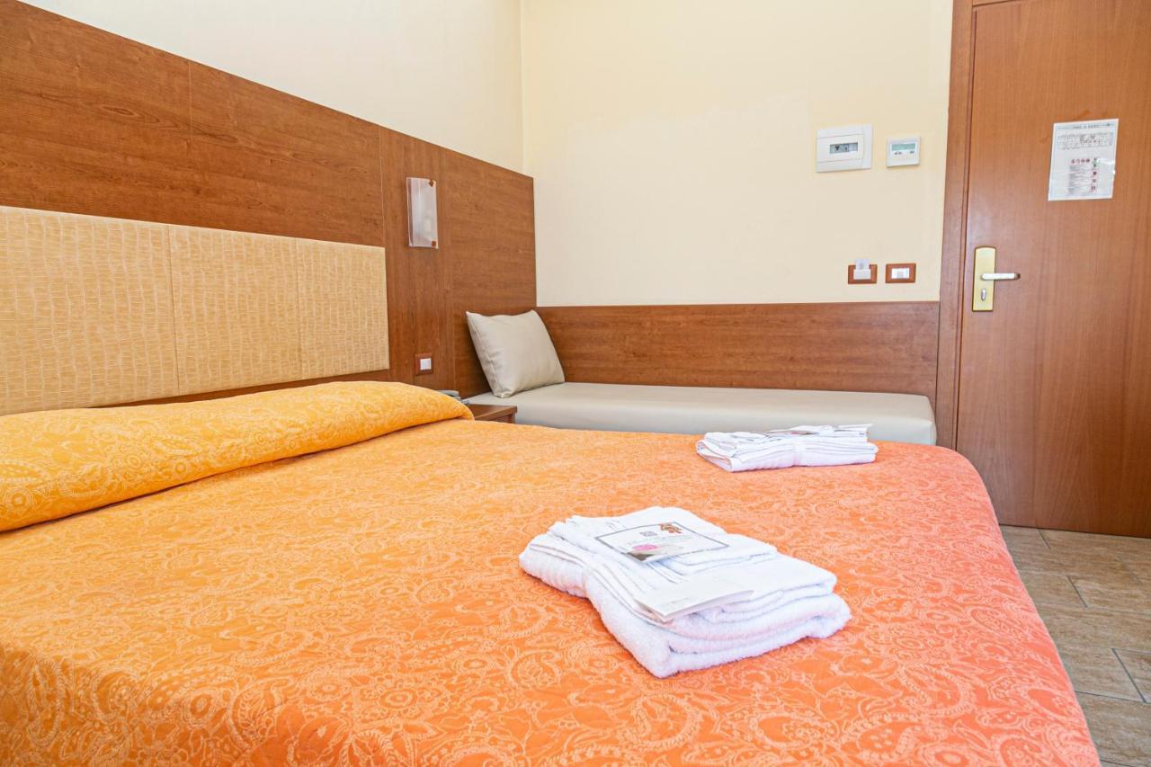 Hotel Ambasciatori Bellaria-Igea Marina Eksteriør billede